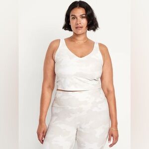 Old Navy | Light Support PowerSoft Longline Sports Bra | Cream Camo | Medium